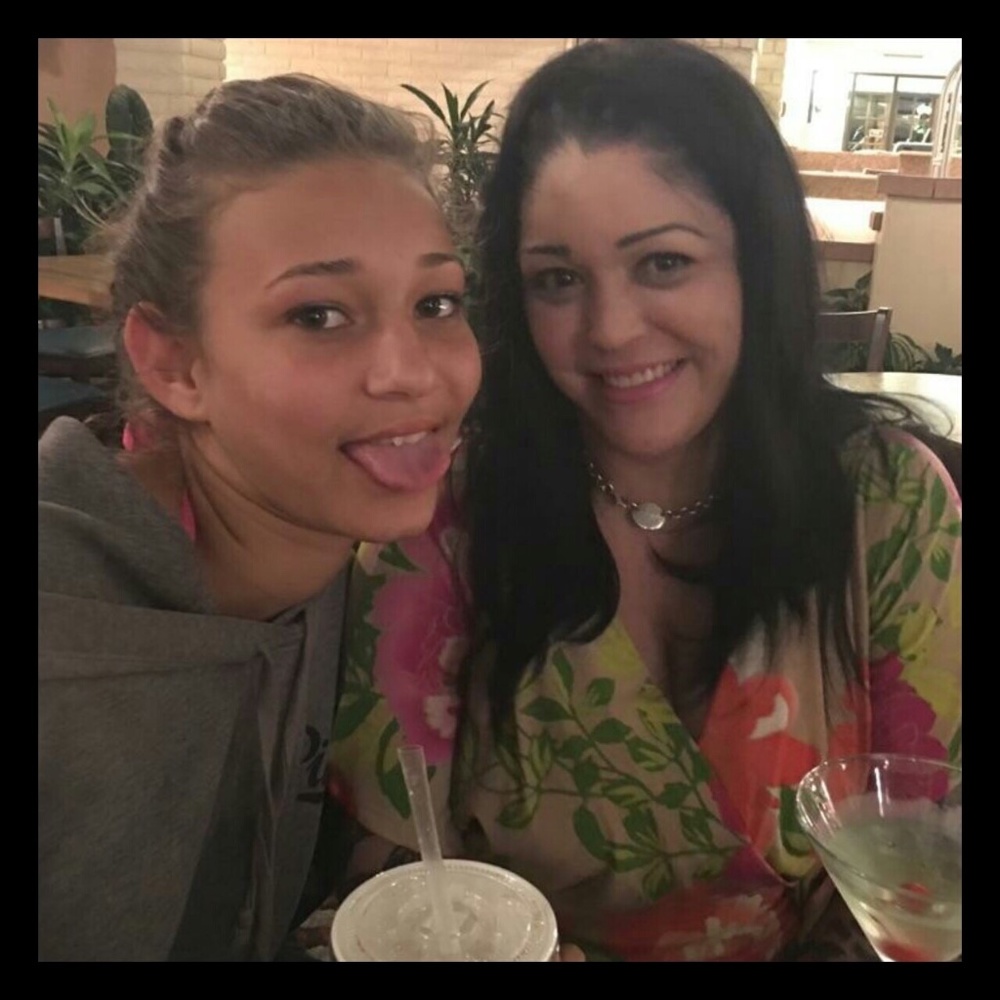 Meet your Posher, Deanna